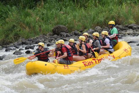 Reventazon River Rafting Class II-III